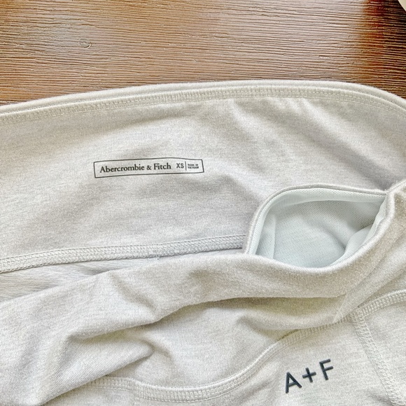 A&F 3 pockets legging - Picture 4 of 4